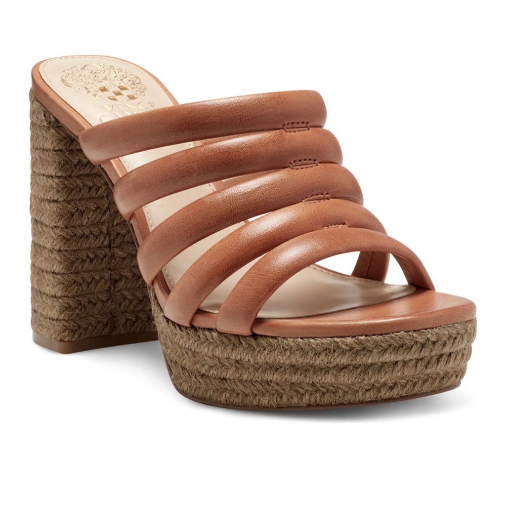 VINCE CAMUTO -  Retro-Chic Platform Sandals - VC-Patrest